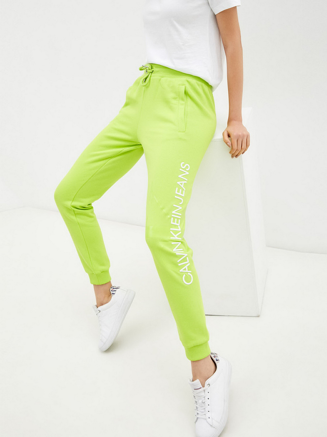 Штаны спортивные Calvin Klein Jeans модель J20J216582_LAG Фото