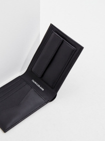 Кошелек Calvin Klein Jeans модель K50K507220_BDS Фото
