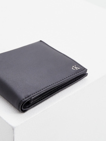 Кошелек Calvin Klein Jeans модель K50K507220_BDS Фото