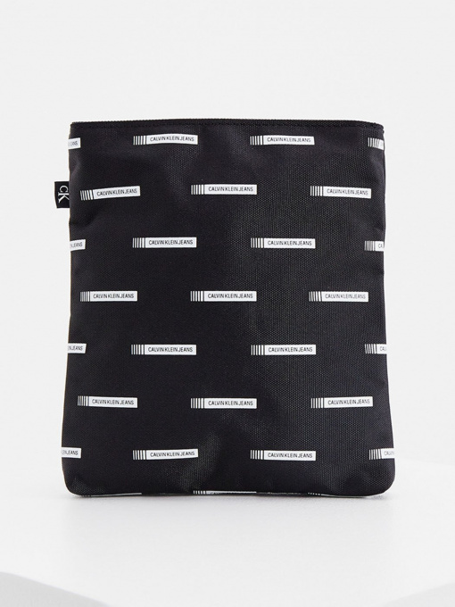 Сумка Calvin Klein Jeans модель K50K507200_01N Фото