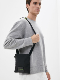 Сумка Calvin Klein Jeans модель K50K507582_BDS Фото