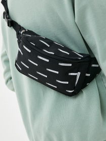 Поясная сумка Calvin Klein Jeans модель K50K507585_01N Фото