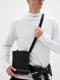 Сумка Calvin Klein Jeans модель K50K507588_BDS Фото