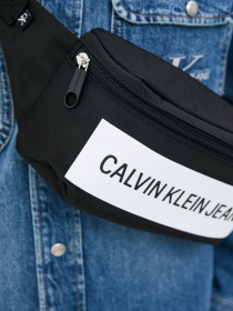 Поясная сумка Calvin Klein Jeans модель K60K608240_BDS Фото