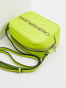 Кросс-боди Calvin Klein Jeans модель K60K608373_LAG Фото