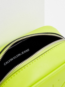 Кросс-боди Calvin Klein Jeans модель K60K608373_LAG Фото