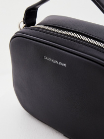 Кросс-боди Calvin Klein Jeans модель K60K608382_BDS Фото