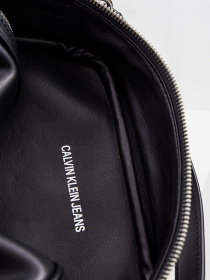 Кросс-боди Calvin Klein Jeans модель K60K608382_BDS Фото