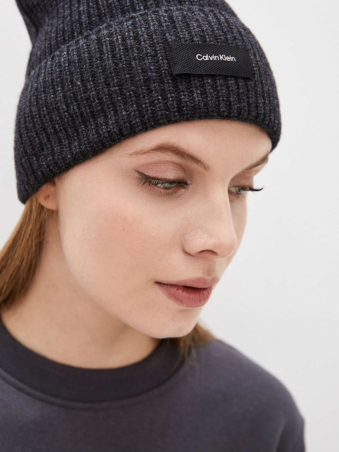 Шапка Calvin Klein Jeans модель K50K507495_BAX Фото