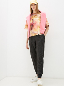 Футболки і поло Calvin Klein Jeans модель J20J216813_0LJ Фото