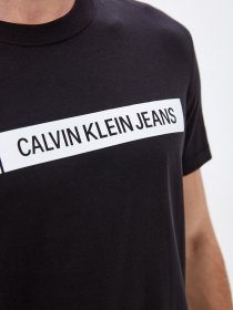 Футболки і поло Calvin Klein Jeans модель J30J319294_BEH Фото