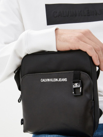 Сумка Calvin Klein Jeans модель K50K506956_BDS Фото