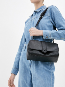 Сумка Calvin Klein Jeans модель K60K608268_BDS Фото