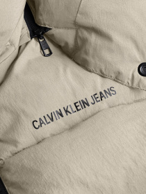 Зимняя куртка Calvin Klein Jeans модель J20J216862_PBF Фото