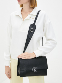 Сумка Calvin Klein Jeans модель K60K608386_BDS Фото