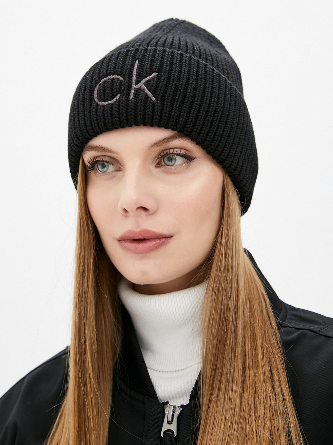 Шапка Calvin Klein Jeans модель K60K608660_BAX Фото