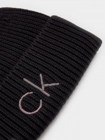 Шапка Calvin Klein Jeans модель K60K608660_BAX Фото