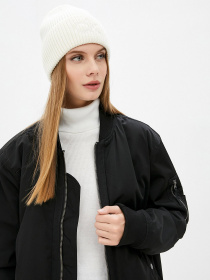 Шапка Calvin Klein Jeans модель K60K608660_YAV Фото