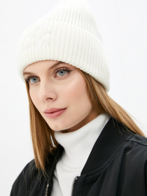 Шапка Calvin Klein Jeans модель K60K608660_YAV Фото