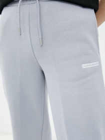 Штаны спортивные Calvin Klein Jeans модель J20J217293_PS8 Фото