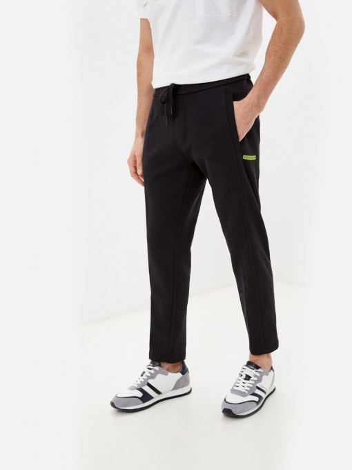 Штани спортивні Calvin Klein Jeans модель J30J318599_BEH Фото