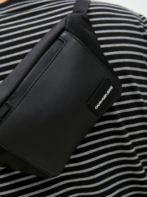 Поясна сумка Calvin Klein Jeans модель K50K507598_BDS Фото