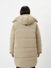 Зимова куртка Calvin Klein Jeans модель J20J216873_PBF Фото