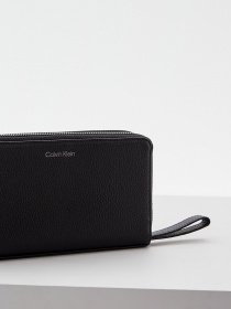 Кошелек Calvin Klein Jeans модель K50K507971_BAX Фото