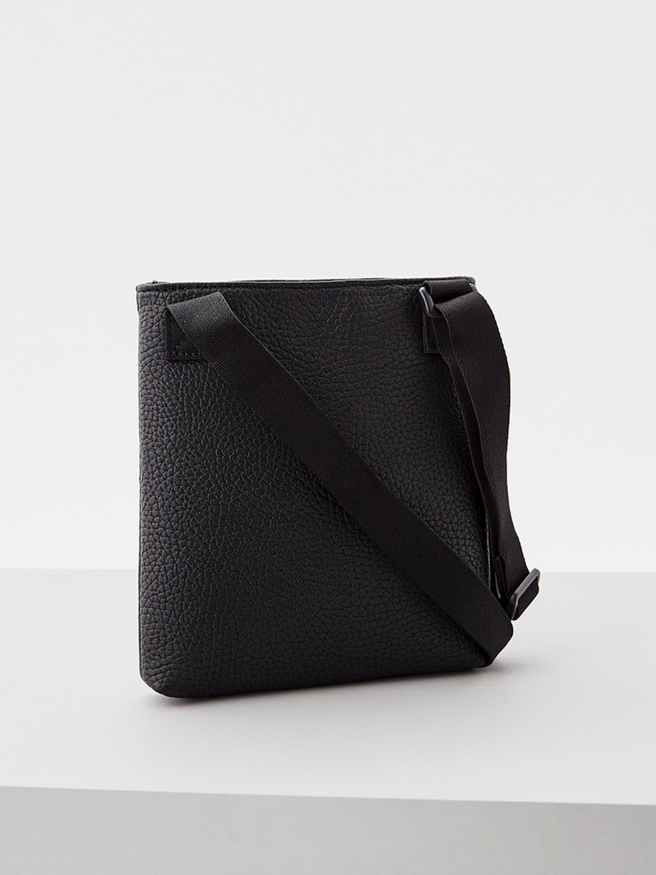 Кросс-боди Calvin Klein Jeans модель K50K508207_BDS Фото