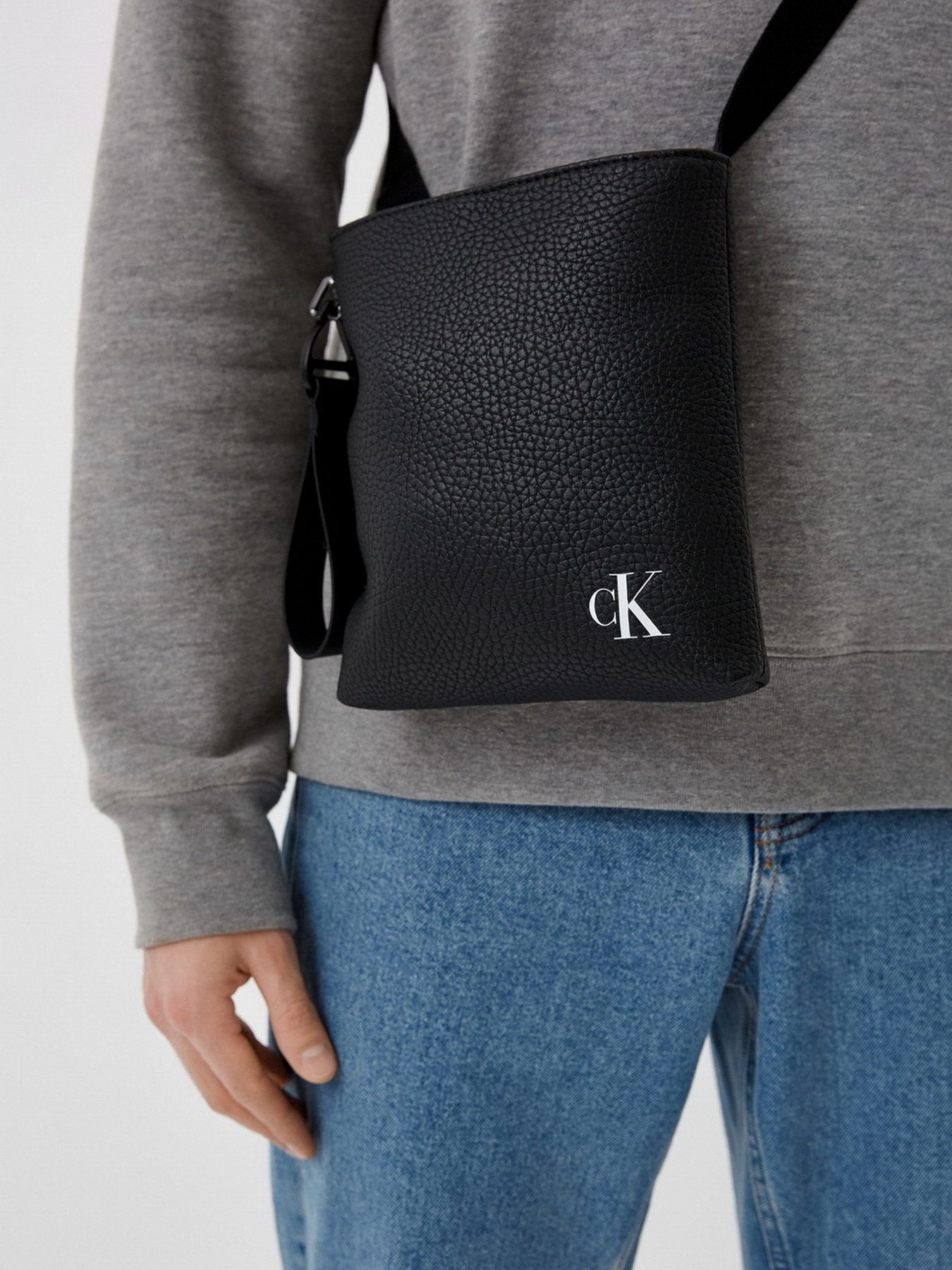 Кросс-боди Calvin Klein Jeans модель K50K508207_BDS Фото