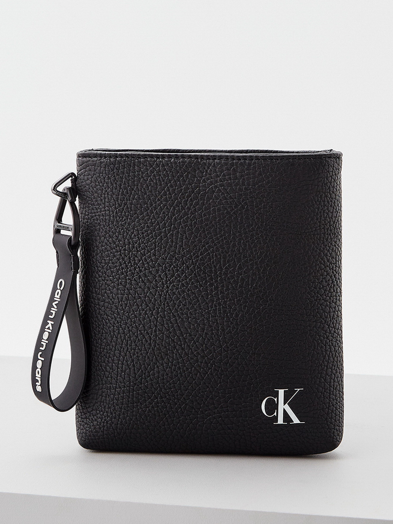 Кросс-боди Calvin Klein Jeans модель K50K508207_BDS Фото