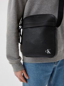Кросс-боди Calvin Klein Jeans модель K50K508208_BDS Фото