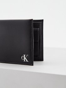 Кошелек Calvin Klein Jeans модель K50K508237_BDS Кошелек Calvin Klein Jeans модель K50K508237_BDS Фото