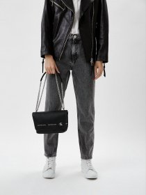 Кросс-боди Calvin Klein Jeans модель K60K608937_BDS Кросс-боди Calvin Klein Jeans модель K60K608937_BDS Фото