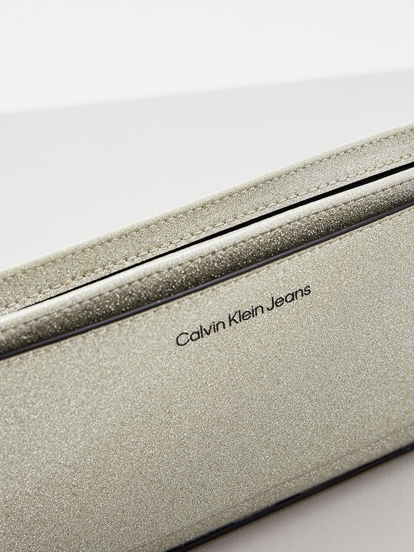 Кросс-боди Calvin Klein Jeans модель K60K608943_01B Кросс-боди Calvin Klein Jeans модель K60K608943_01B Фото