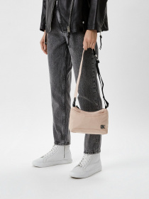 Кросс-боди Calvin Klein Jeans модель K60K608955_TFT Фото