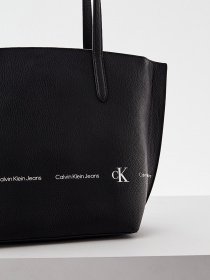 Кросс-боди Calvin Klein Jeans модель K60K608935_BDS Фото