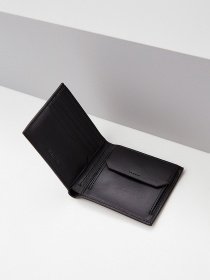 Кошелек Calvin Klein Jeans модель K50K508001_BAX Кошелек Calvin Klein Jeans модель K50K508001_BAX Фото