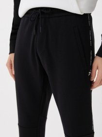 Повседневные штаны Calvin Klein Jeans модель J30J319652_BEH Фото