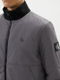 Демисезонная куртка Calvin Klein Jeans модель J30J319884_PTP Фото