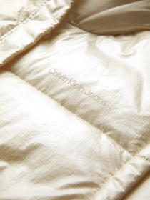 Зимняя куртка Calvin Klein Jeans модель J20J217708_YAF Фото