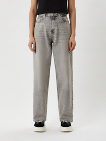 Прямые джинсы Calvin Klein Jeans модель J20J217868_1BZ Фото