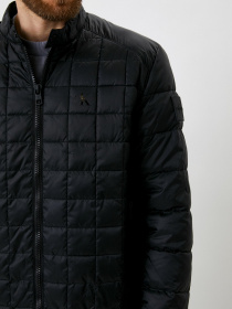 Демисезонная куртка Calvin Klein Jeans модель J30J319678_BEH Фото