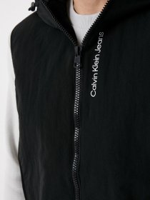 Жилет Calvin Klein Jeans модель J30J319887_BEH Фото