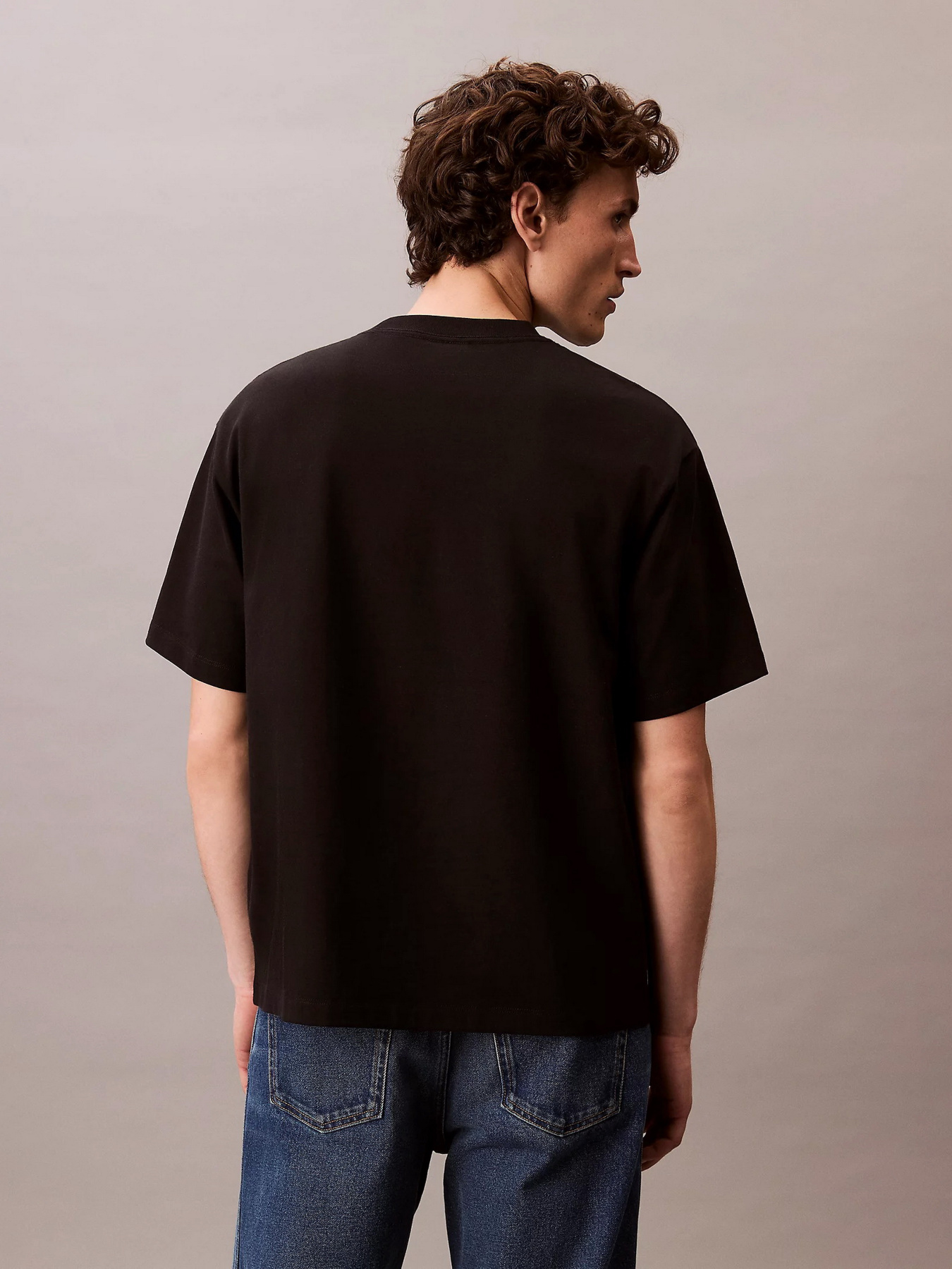 Футболка Calvin Klein Jeans модель LV04RC808G-UB1 Футболка Calvin Klein Jeans модель LV04RC808G-UB1 Фото