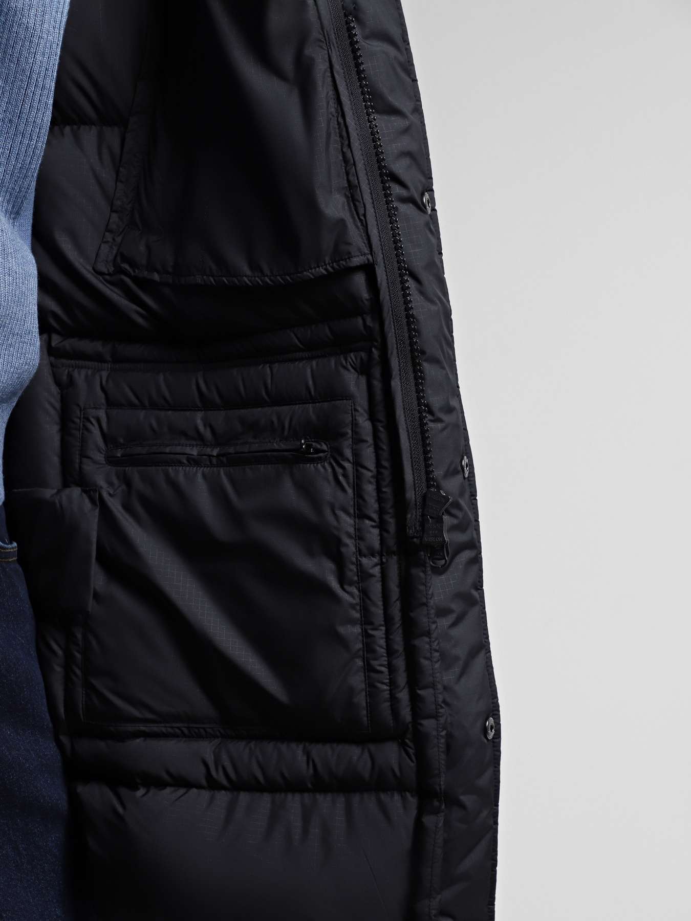 Пуховик Colmar модель 1263-7XT-99 Фото