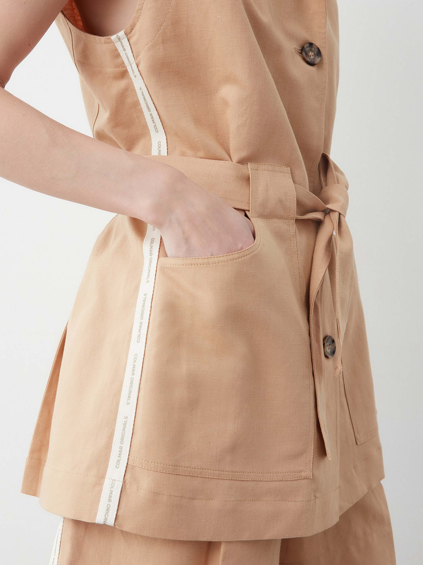 Жилет Colmar модель 8426-1ZA-699 Фото