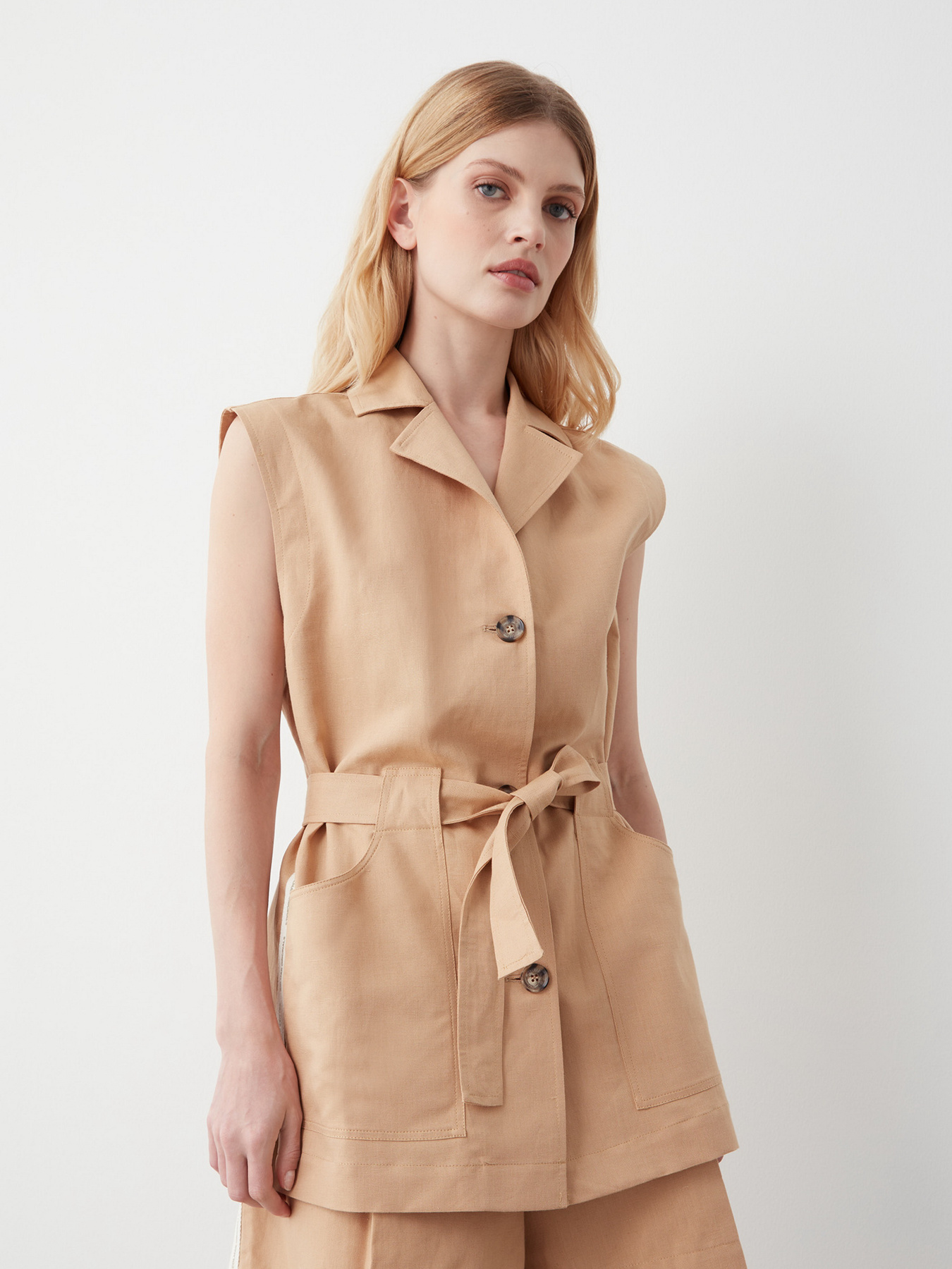 Жилет Colmar модель 8426-1ZA-699 Фото