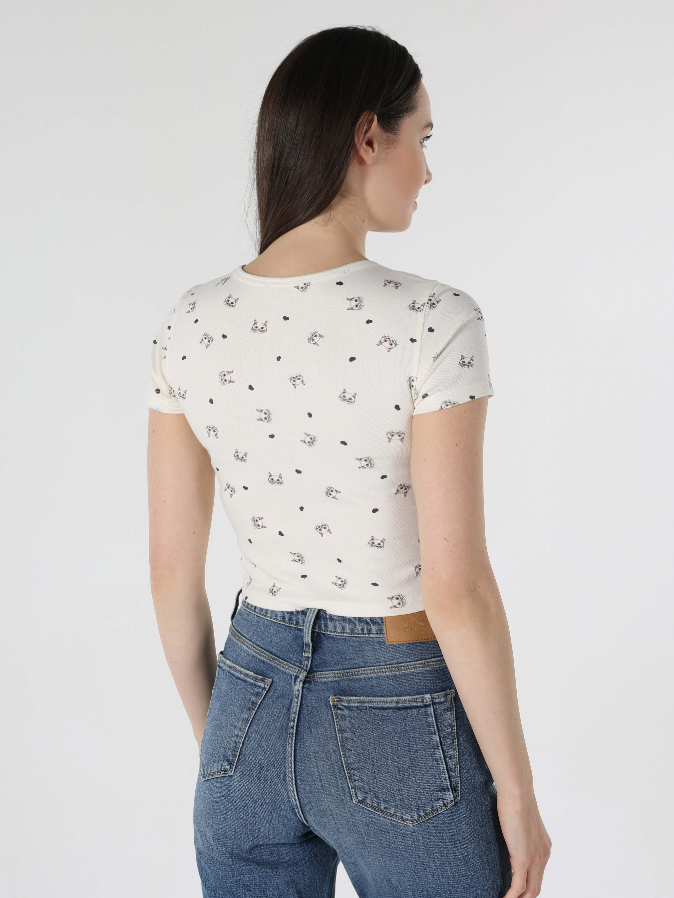 Футболка Colin’s модель CL1063222OFW Фото