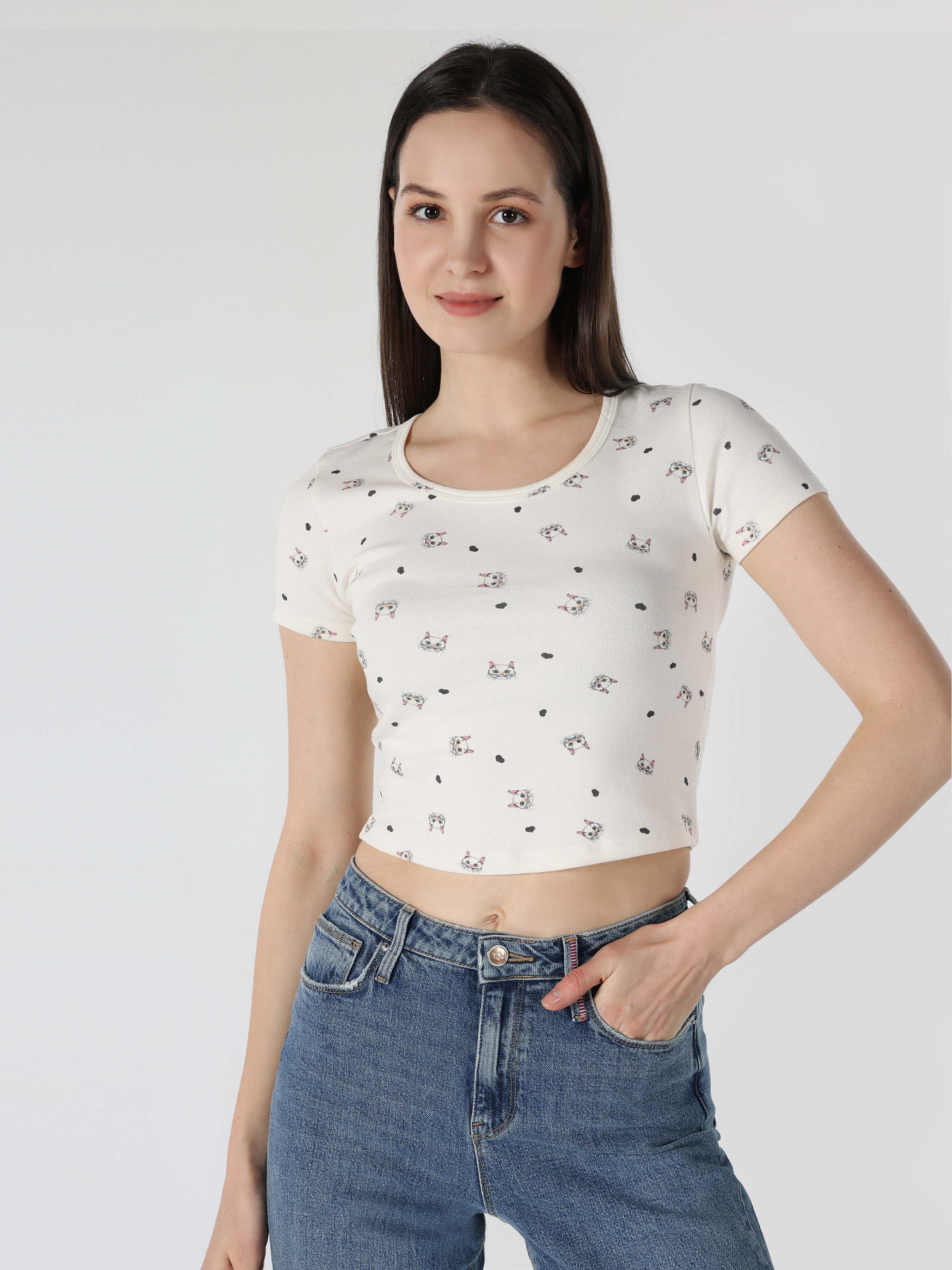 Футболка Colin’s модель CL1063222OFW Фото